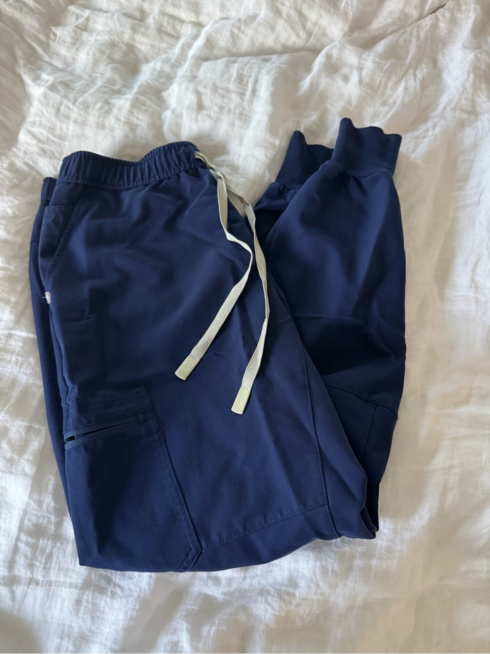 Figs Men's Navy Jogger Scrubs